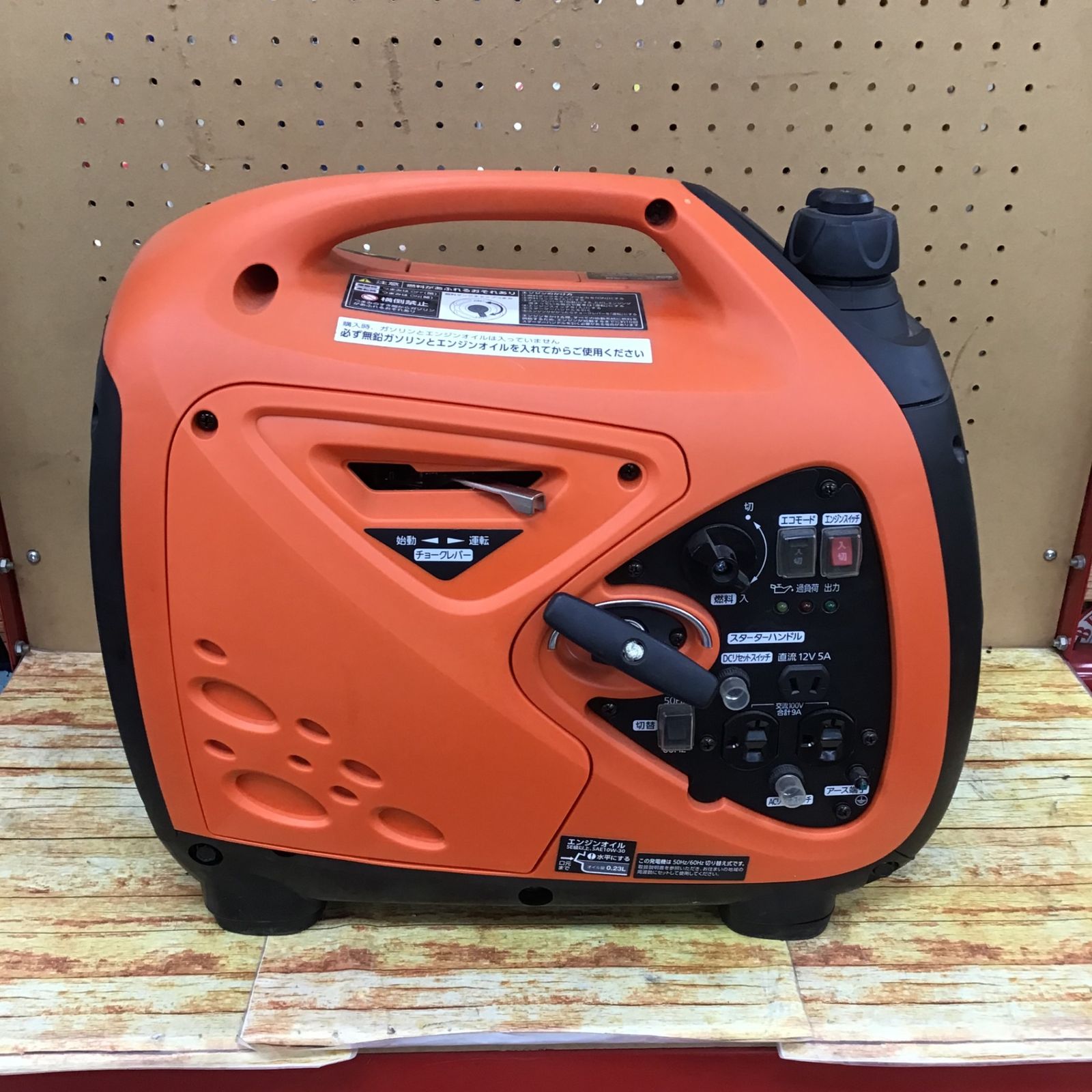 新品IRIS OHYAMA IGG-900 ポータブル発電機100V 900W 新品IRIS OHYAMA IGG-900 ポータブル発電機100V 900W 発電機