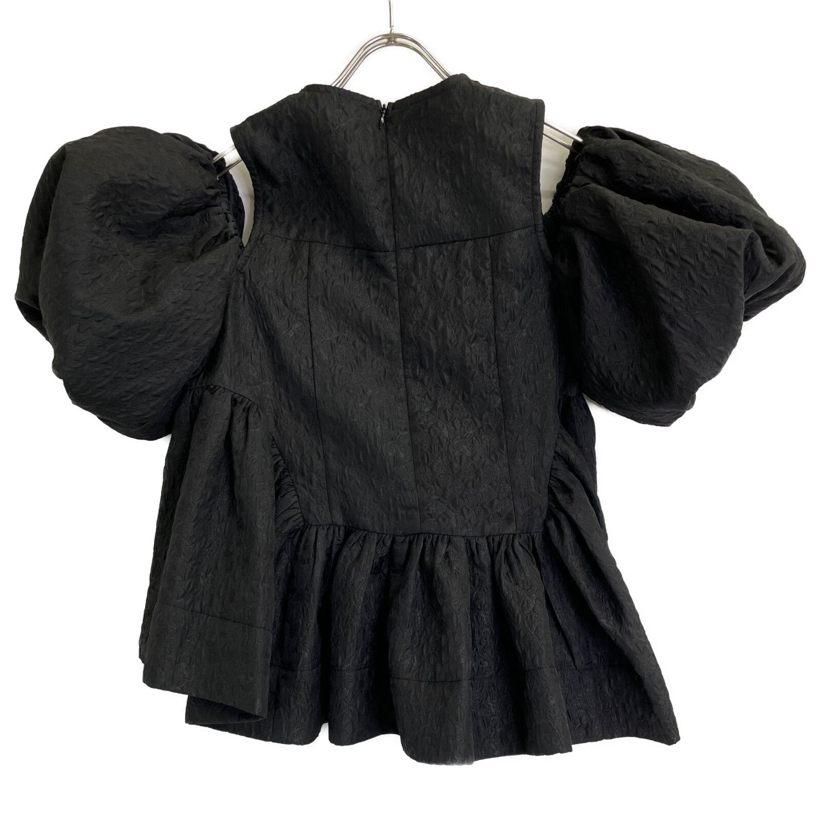 Bibiy. ビビィ JOSEPHINE TOP ブラック Bibiy ビビィ B40-TS063BKF 24SS ﾌﾞﾗｯｸ JOSEPHINE TOP F - メルカリ