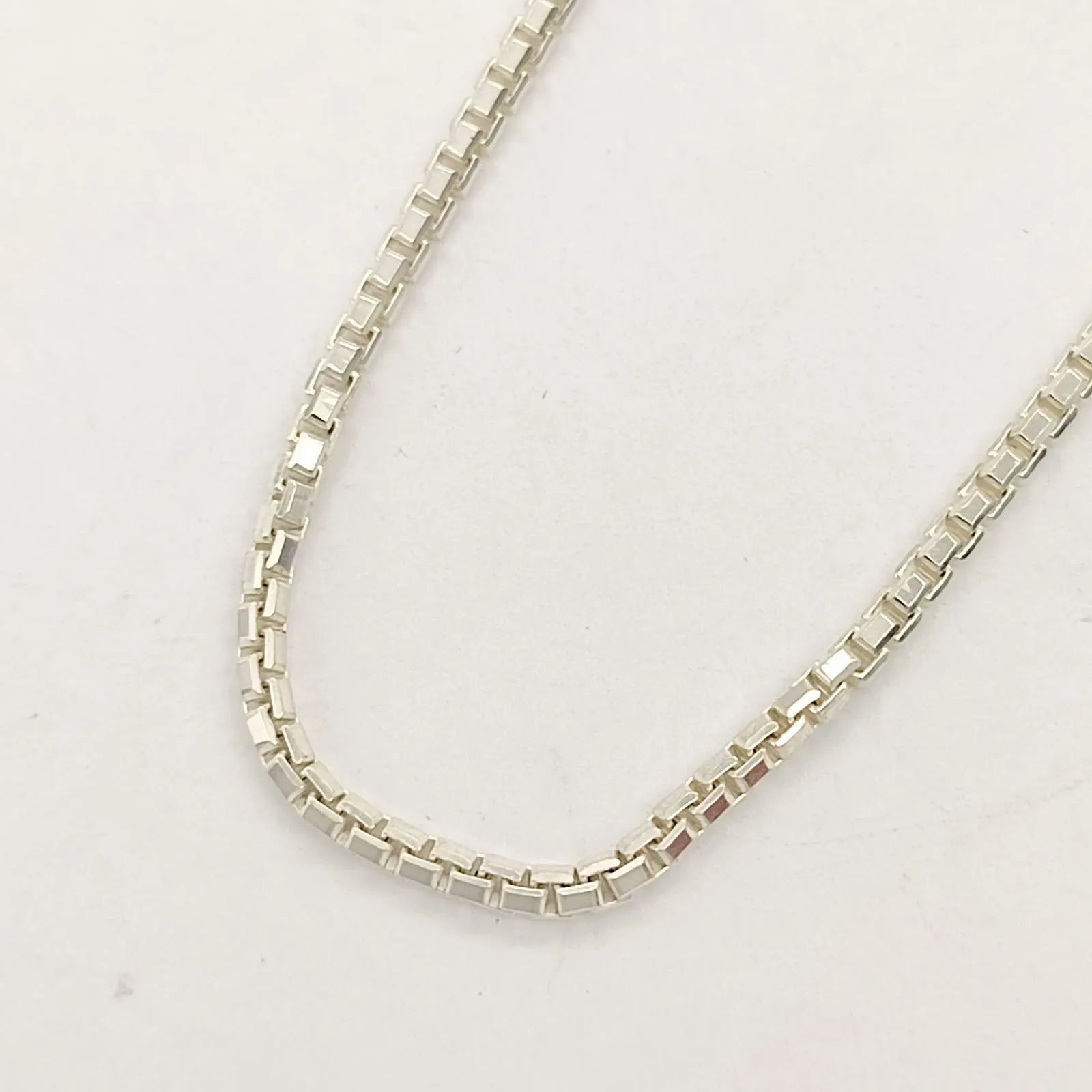 美品】UNOAERRE ウノアエレ ベネチアンチェーンネックレス SILVER 