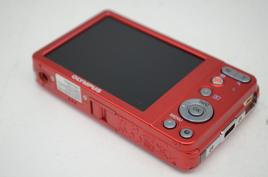 コンパクトデジタルカメラ