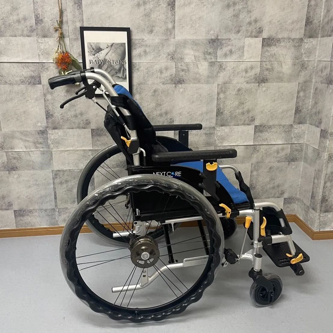 中古】 車椅子 マツナガ 自走式 左右タイヤ新品交換済み
