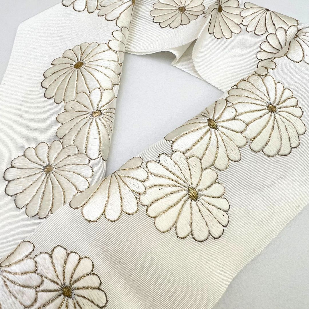 半衿 振袖 成人式 半襟 思い知る 刺繍 花 牡丹 菊 桜 フォーマル 白 金 