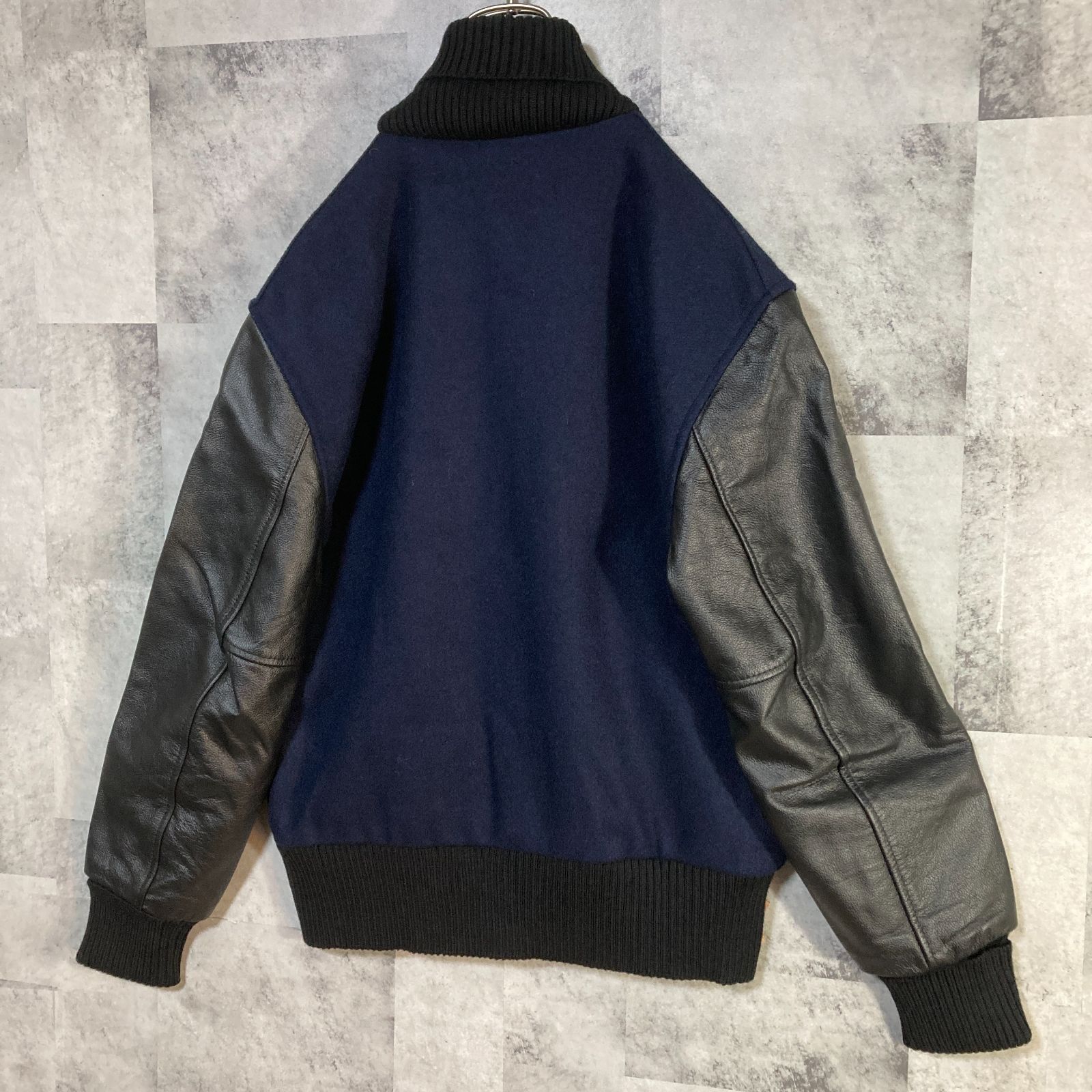 USA製 スクーカム アワードジャケット SKOOKUM スタジャン ネイビー USA製 SKOOKUM スクーカム アワードジャケット 袖レザースタジャン