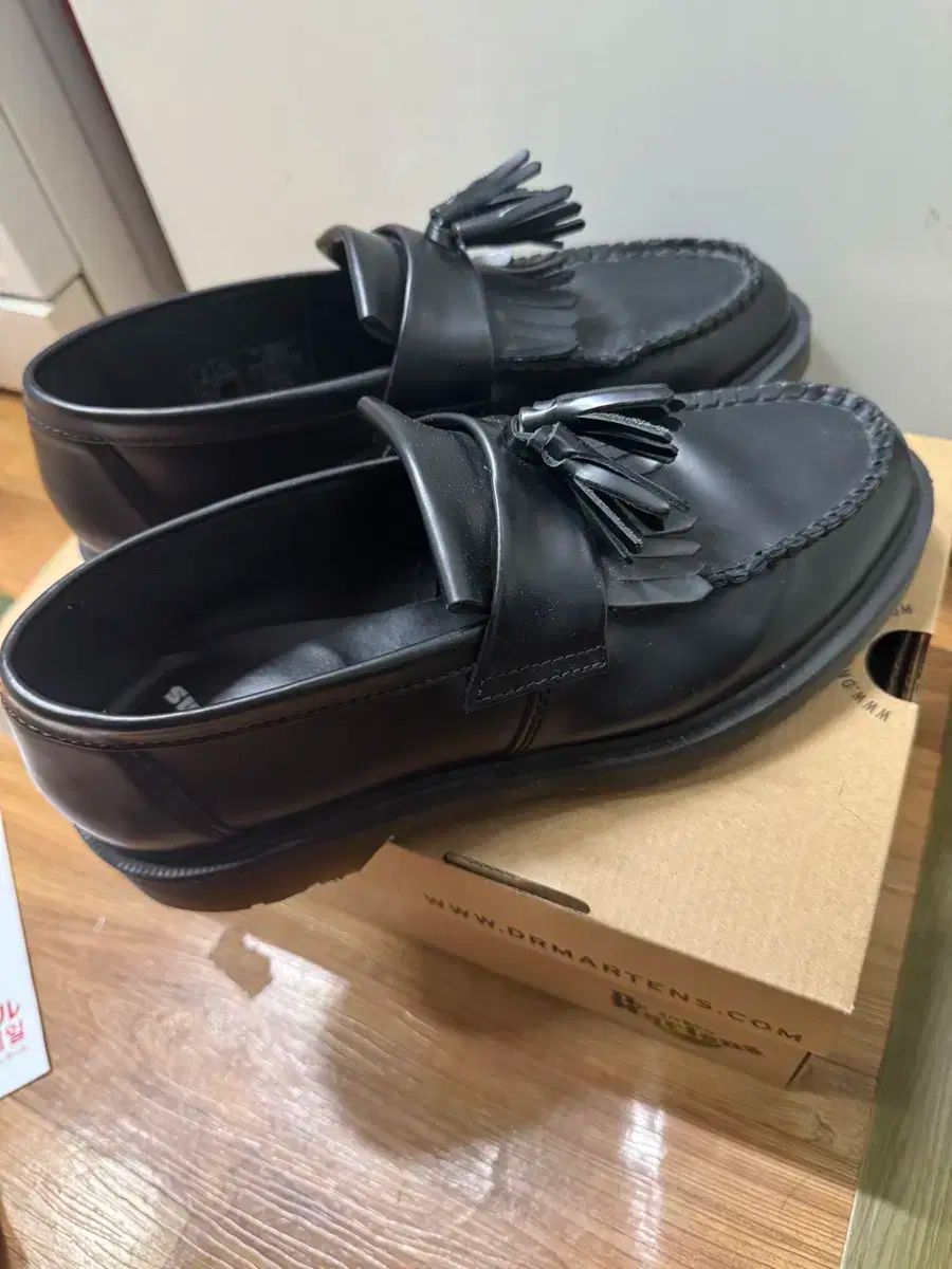 DR. MARTENS ドクターマーチン エイドリアン ブラック 280