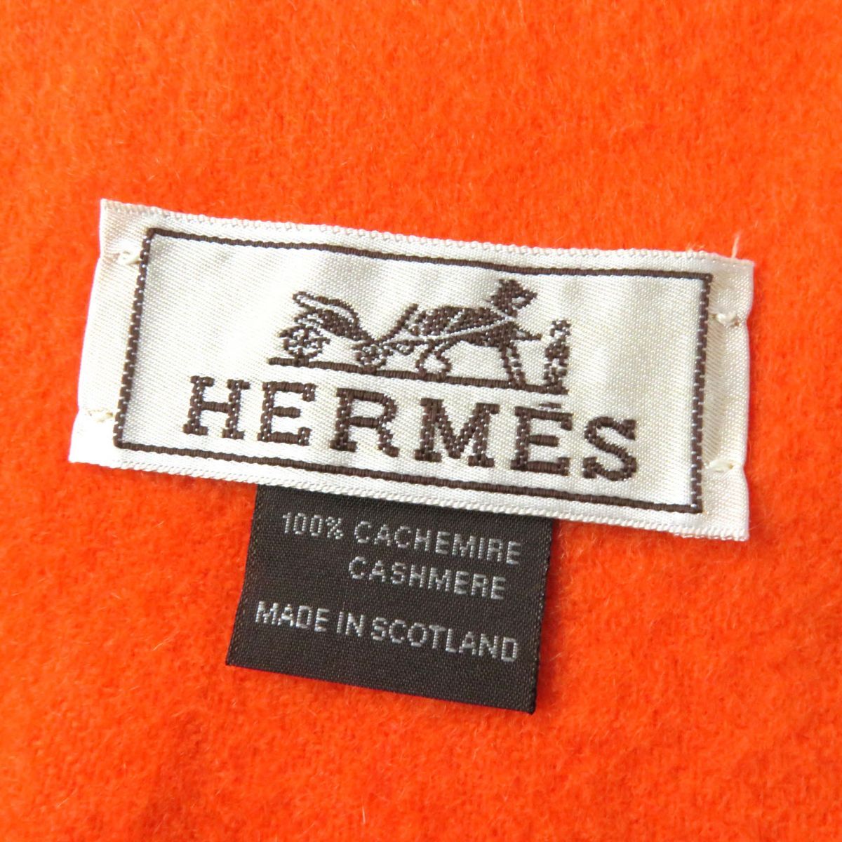 美品◎スコットランド製 HERMES エルメス カシミヤ100％ ロゴ刺繍入り