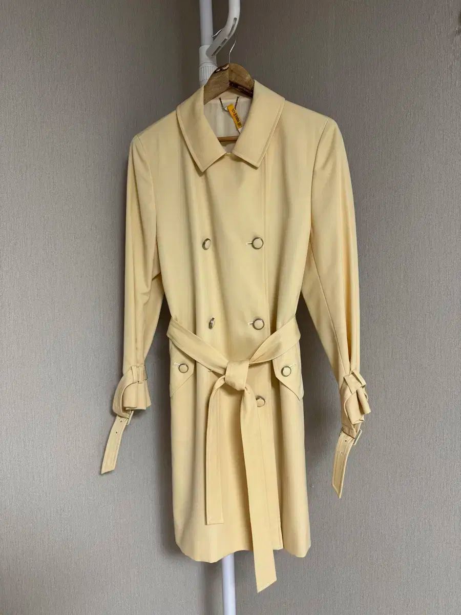 ドライフィニッシュ クレジュ courreges トレンチコート ジャケット