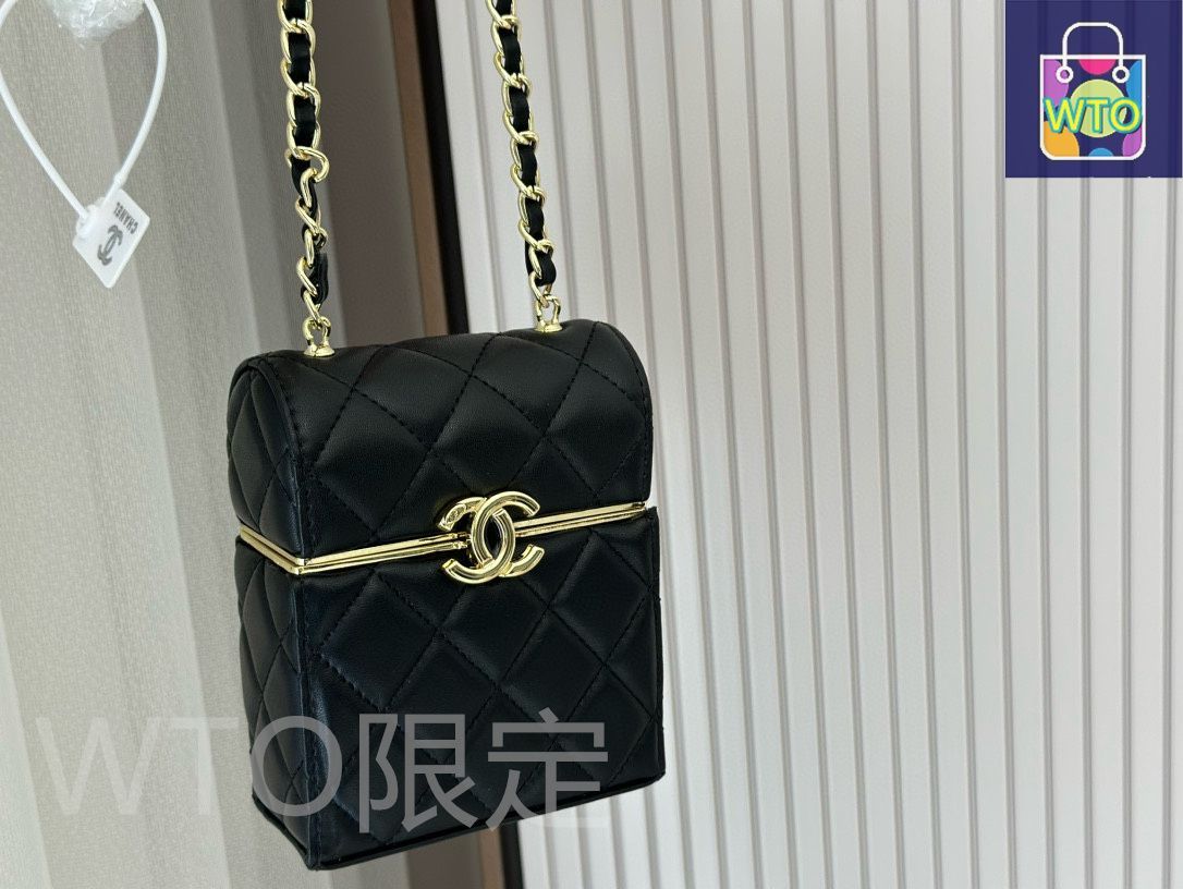 CHANEL新作 新作CHANEL☆チェーンクラッチ23春夏 キャビア 入手困難 直営1点