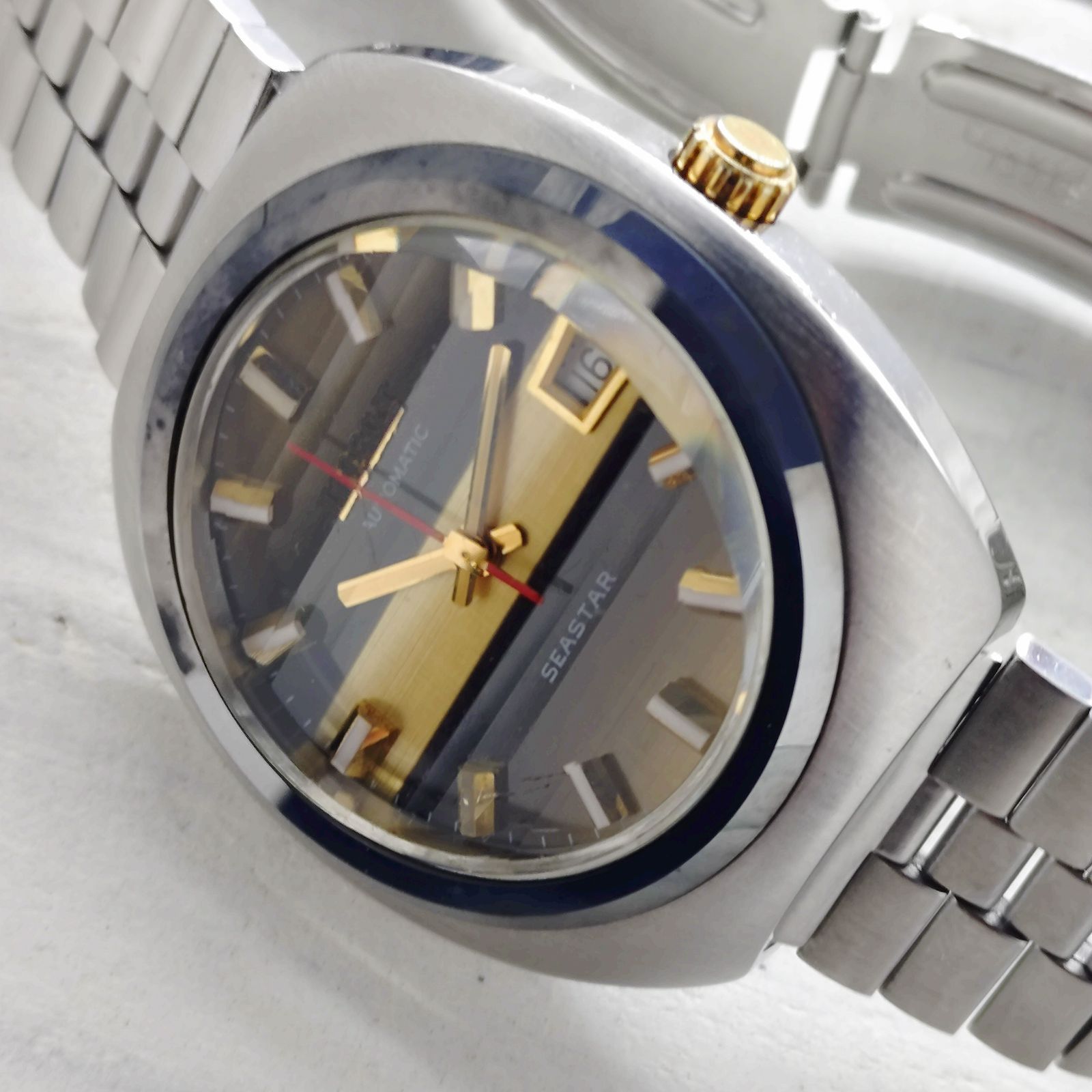 トレンド品から定番まで。 OH済み TISSOT ティソ SEASTAR シースター ヴィンテージ カットガラス 自動巻き