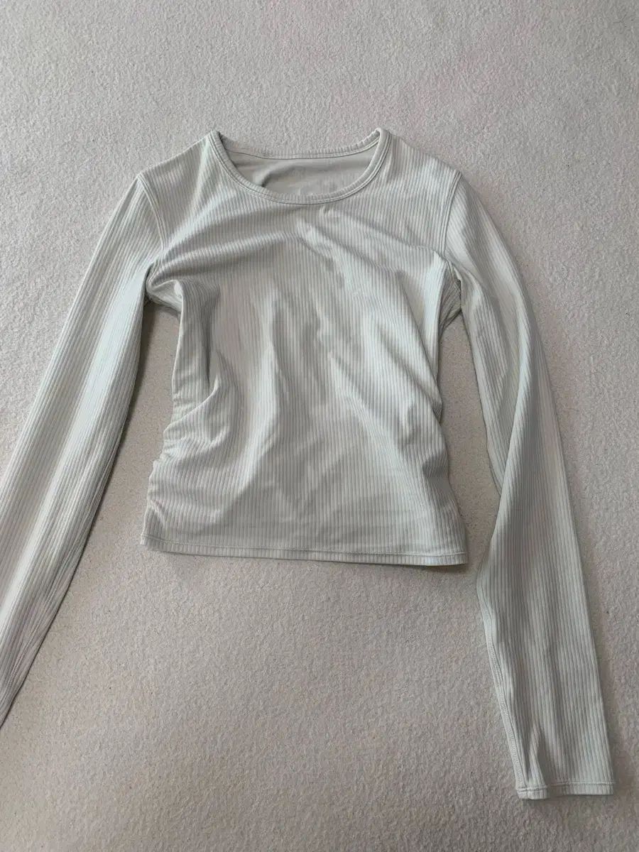 lululemon ルルレモン 必要なのはすべて バックツイスト 長袖 4 サイズ