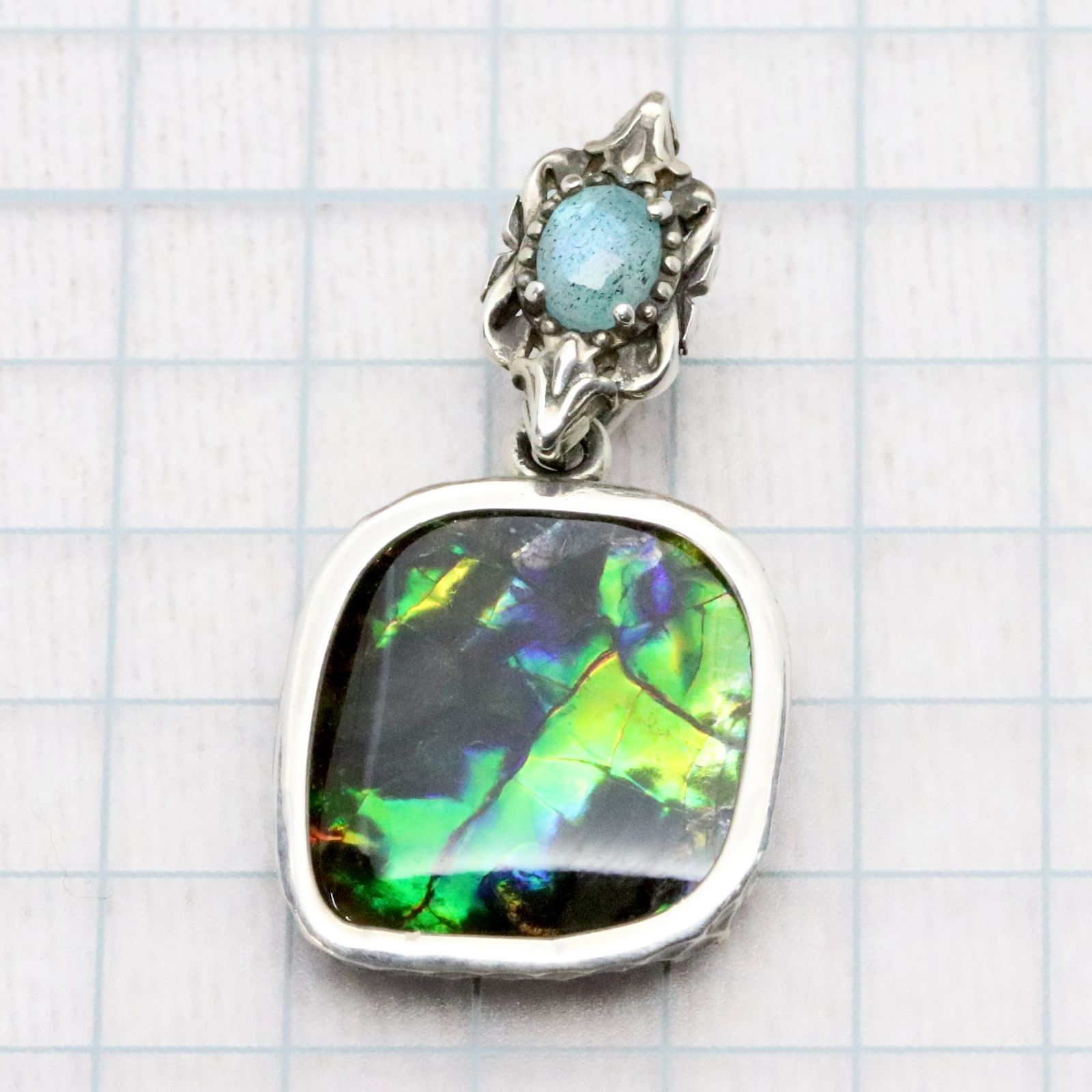 アガット ネックレスチャーム トップ シルバー アンモライト