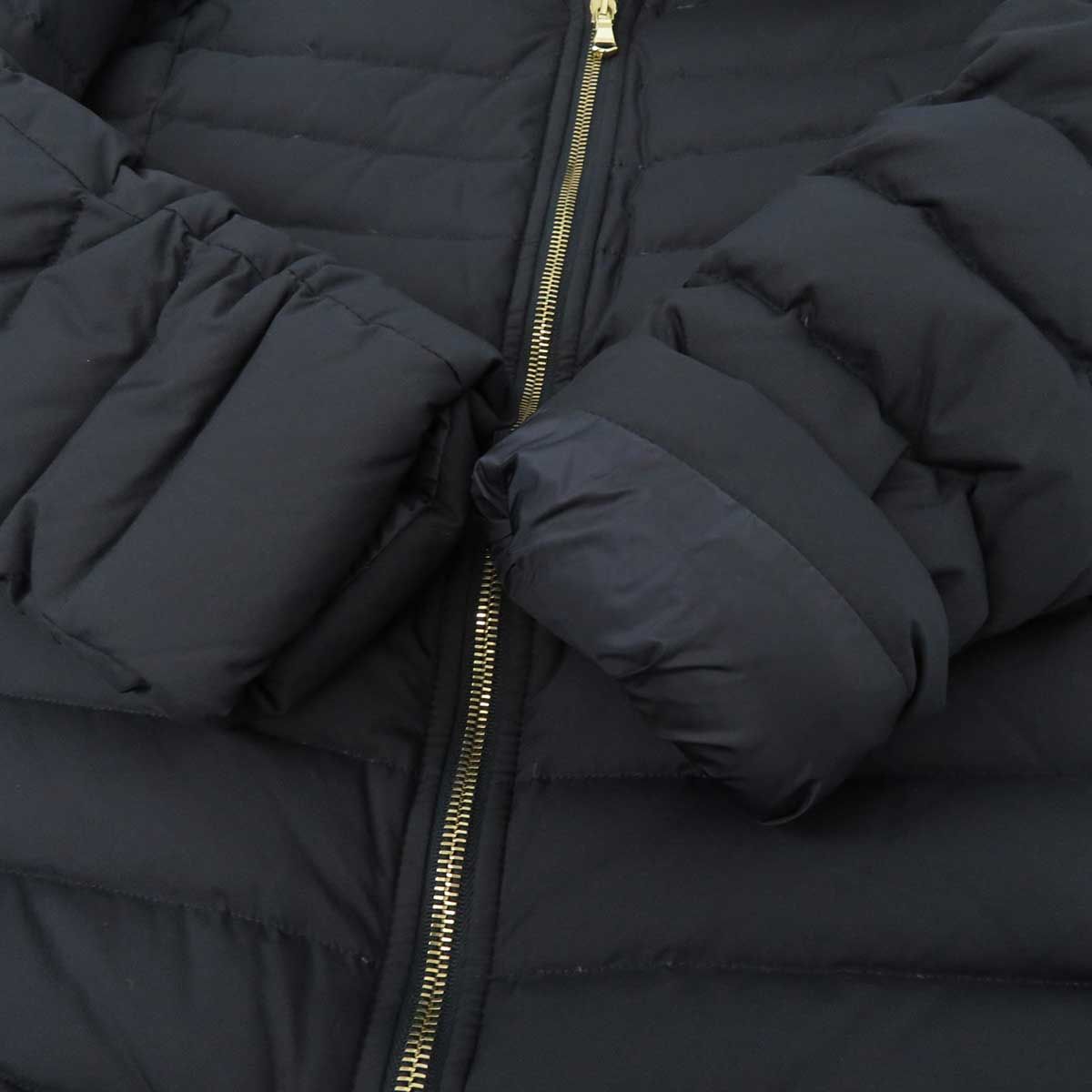 ダウンジャケット