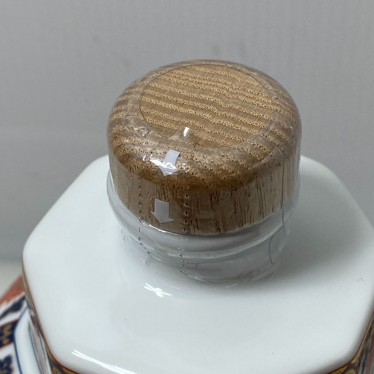 ニッカ 古伊万里文様 花籠ボトル 720ml 43度 - メルカリ