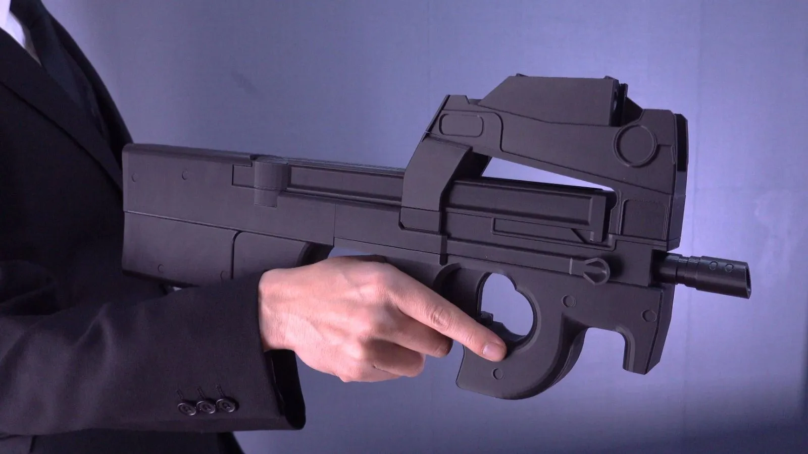 P90風コスプレ小道具/黒色/ワールドトリガー風/二宮隊/犬飼澄晴