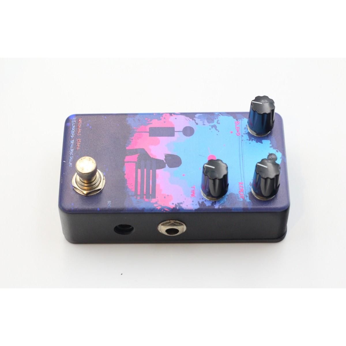 ＲＥＬＡＸＩＮＧ ＷＡＬＲＵＳ