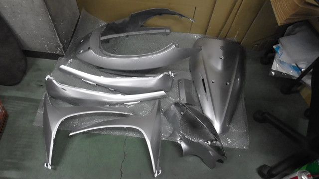 アドレスV50 CA44A の カウルセット 純正 1747879807