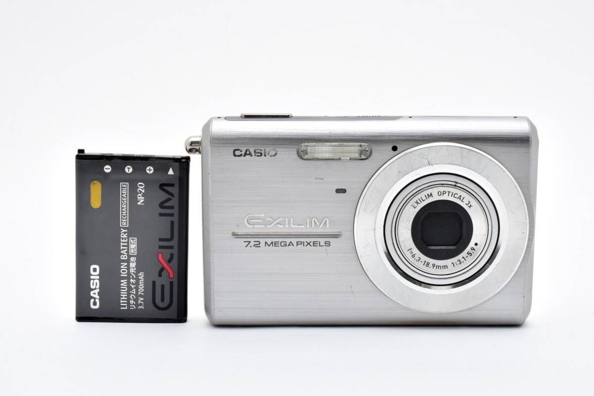 カシオ デジカメ EXILIM EX-Z770 シルバー SDカード付き 美品 美品