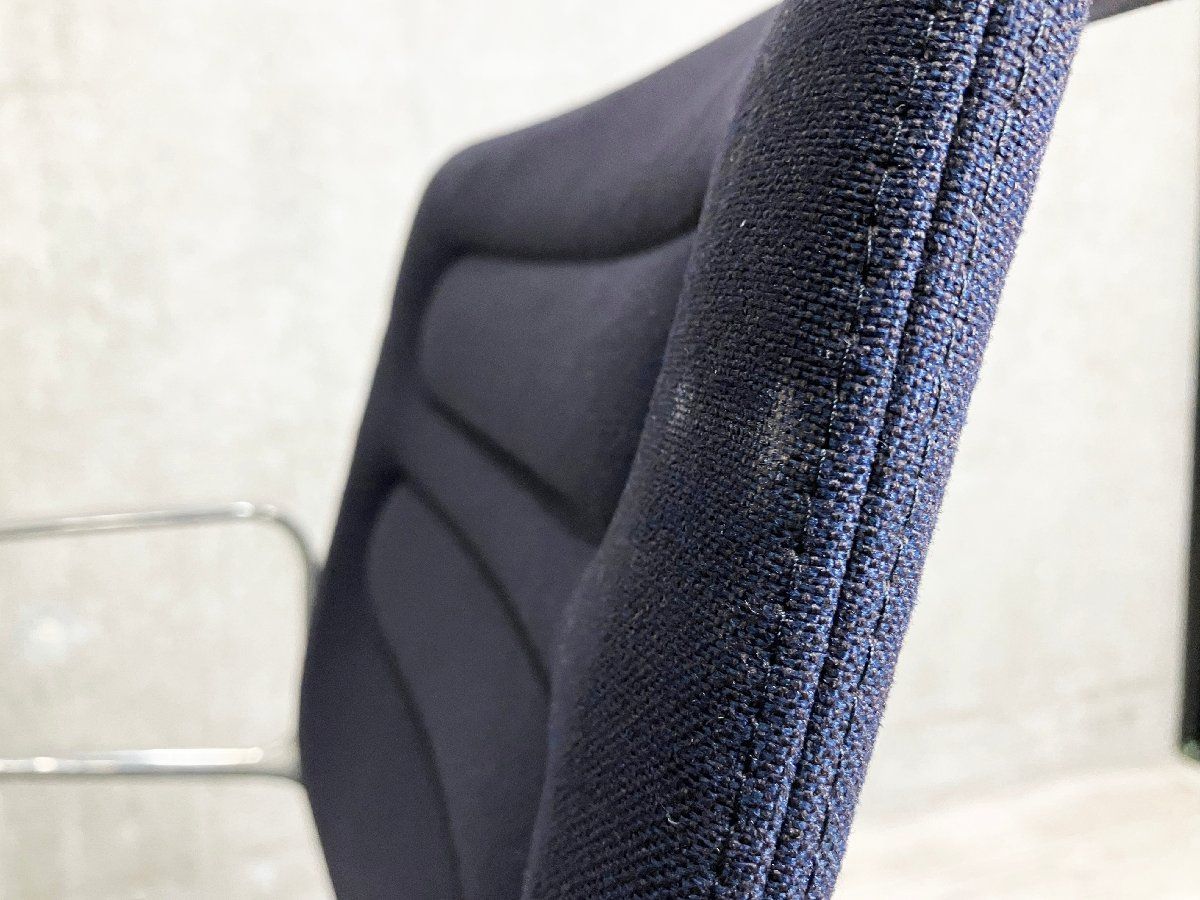 エルゴノミクスチェア ネイビー