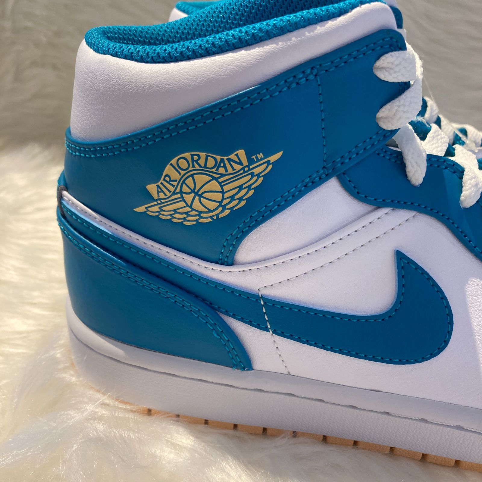 ✨美品✨ NIKE AIR JORDAN 1 MID 