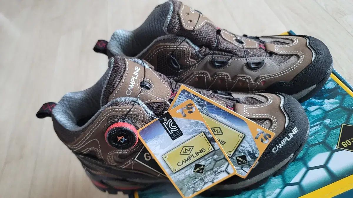 GORE-TEX
