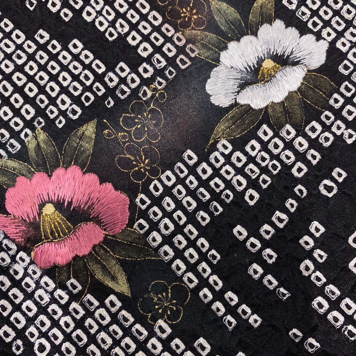 訪問着 身丈154cm 裄丈62.5cm S 袷 椿 流水 刺繍 絞り 黒 正絹 名品  