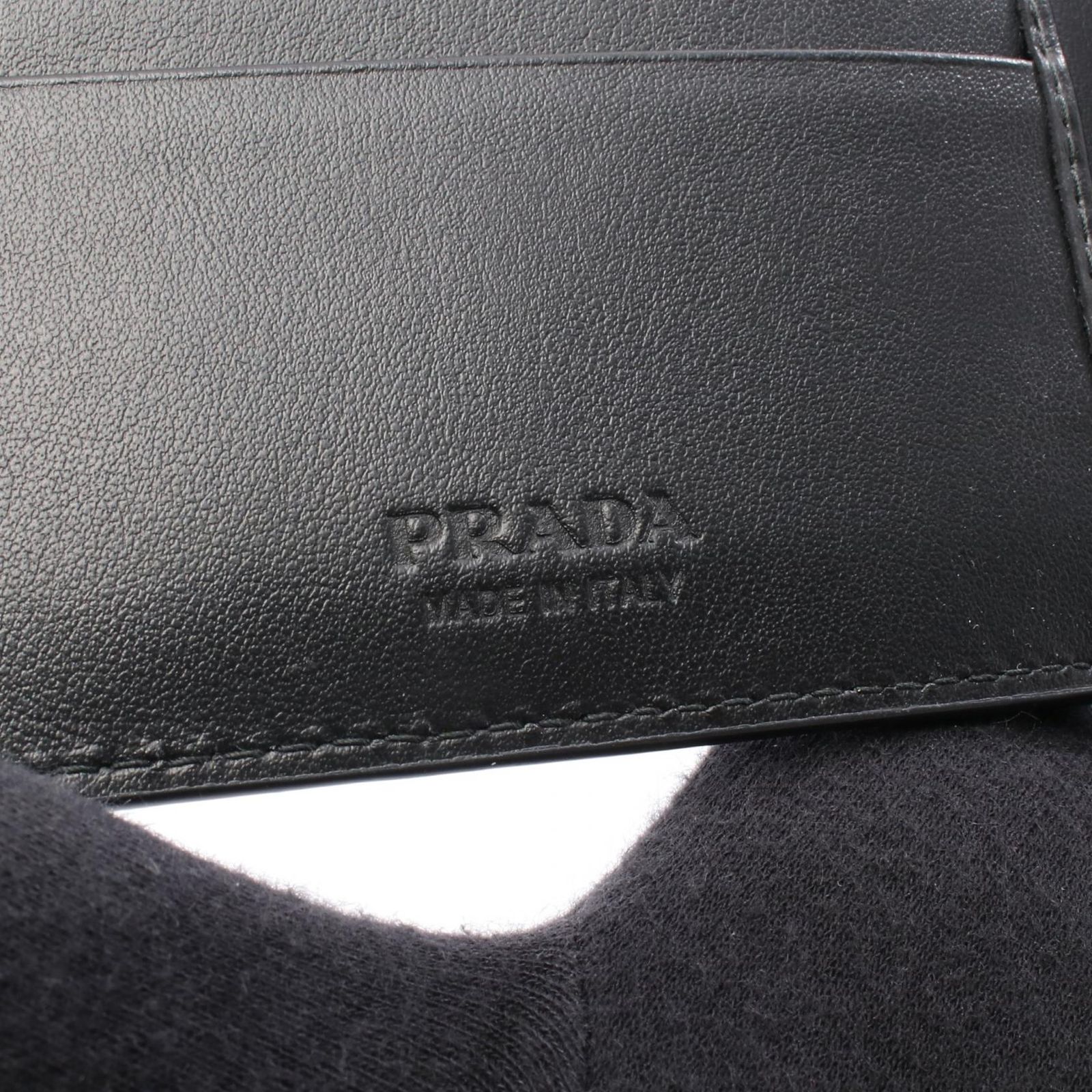 ブラック レザー