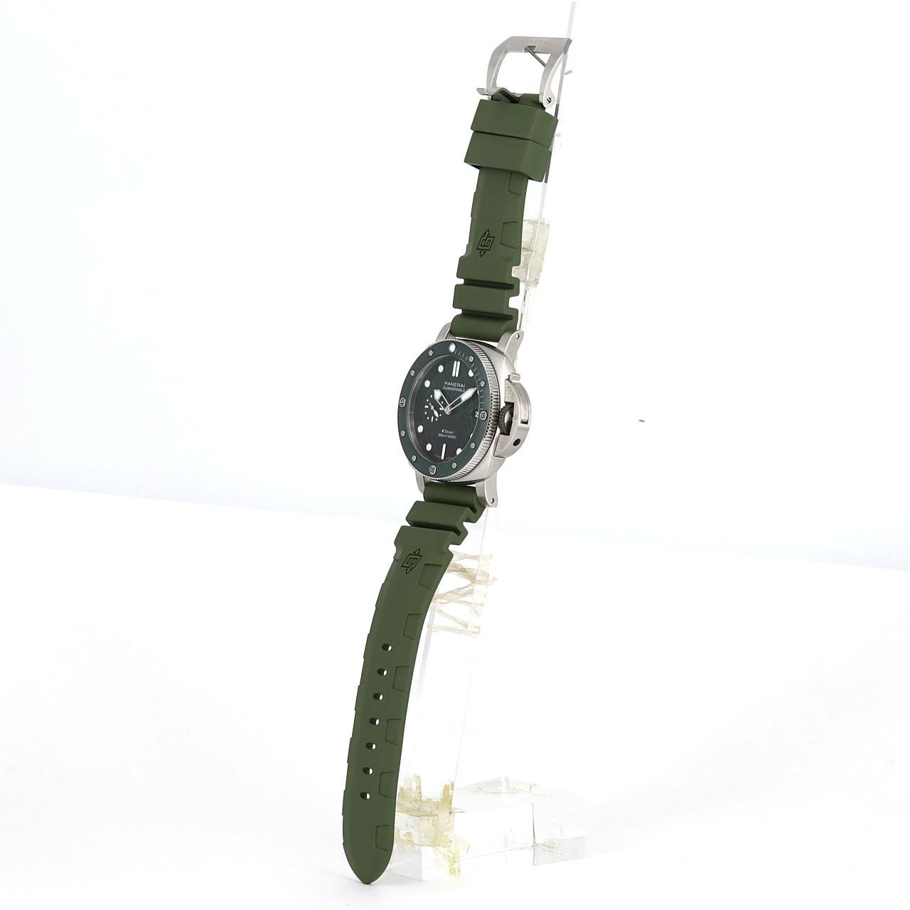【新品】パネライ サブマーシブルクアランタクアトロeSteelヴェルデズメラルド PAM01287 SS 自動巻