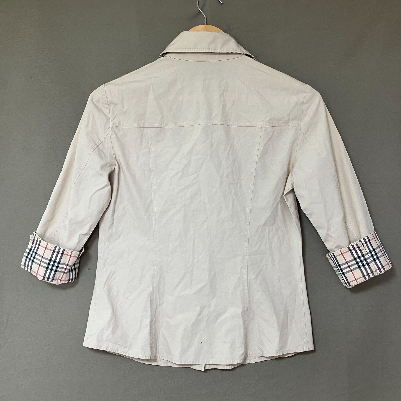 BURBERRY - 中古美品　バーバリーロンドン　７分袖シャツ　ベージュ　３８ 美品 バーバリーロンドン 七分袖シャツ ノバチェック 38