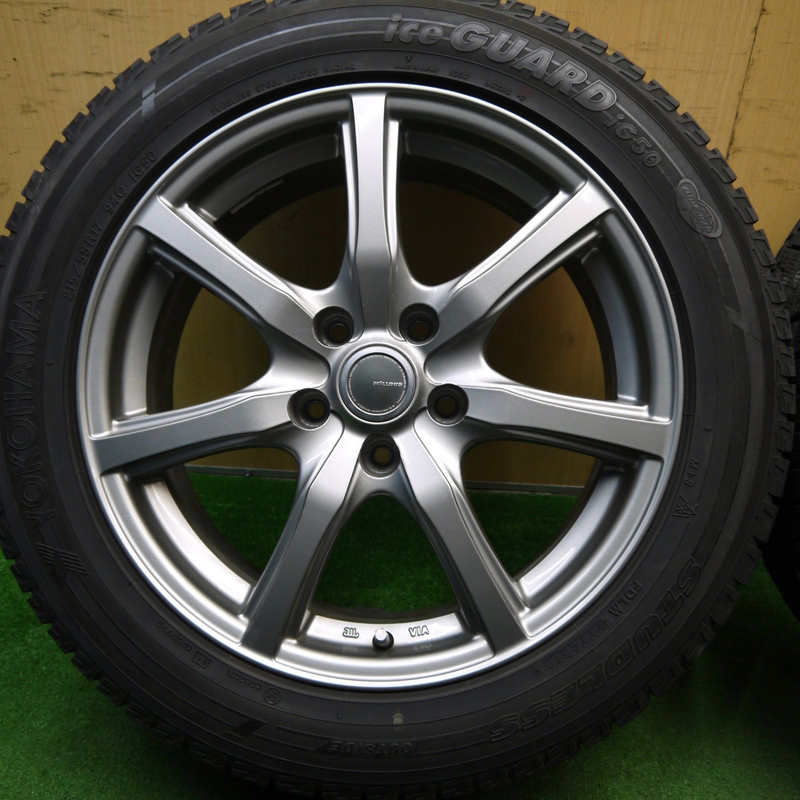 215|55R17