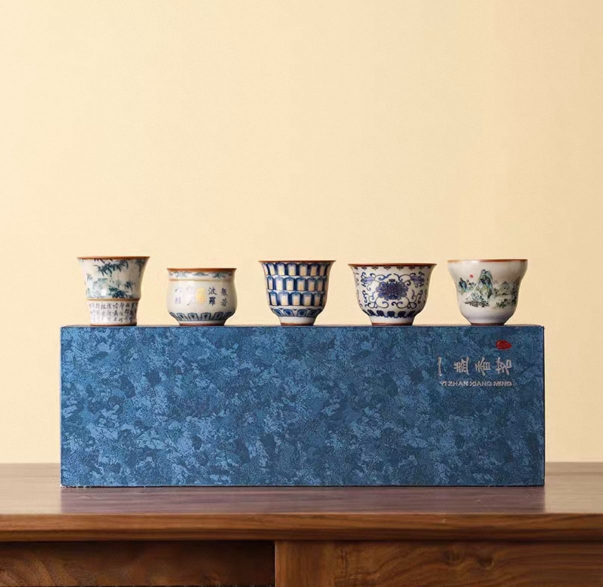 中国景徳鎮　茶器　五つ 景徳鎮製 中国茶器 茶碗 茶杯 ティーカップ 湯呑み 五つセット