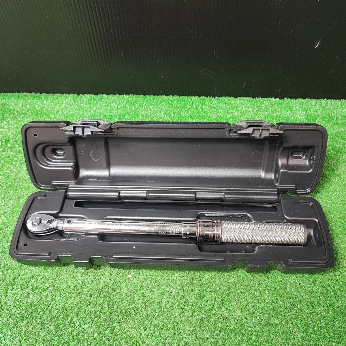 京都機械工具 KTC 9.5SQ プレセット型 トルクレンチ 5-25NM CMPC0253 岩槻店