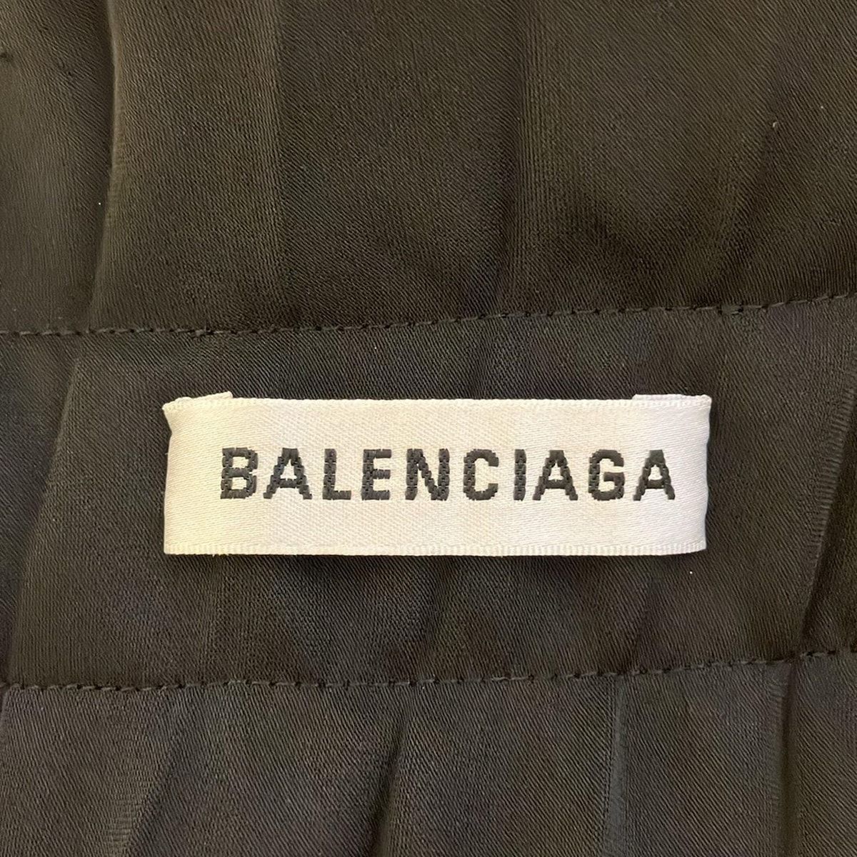 BALENCIAGA