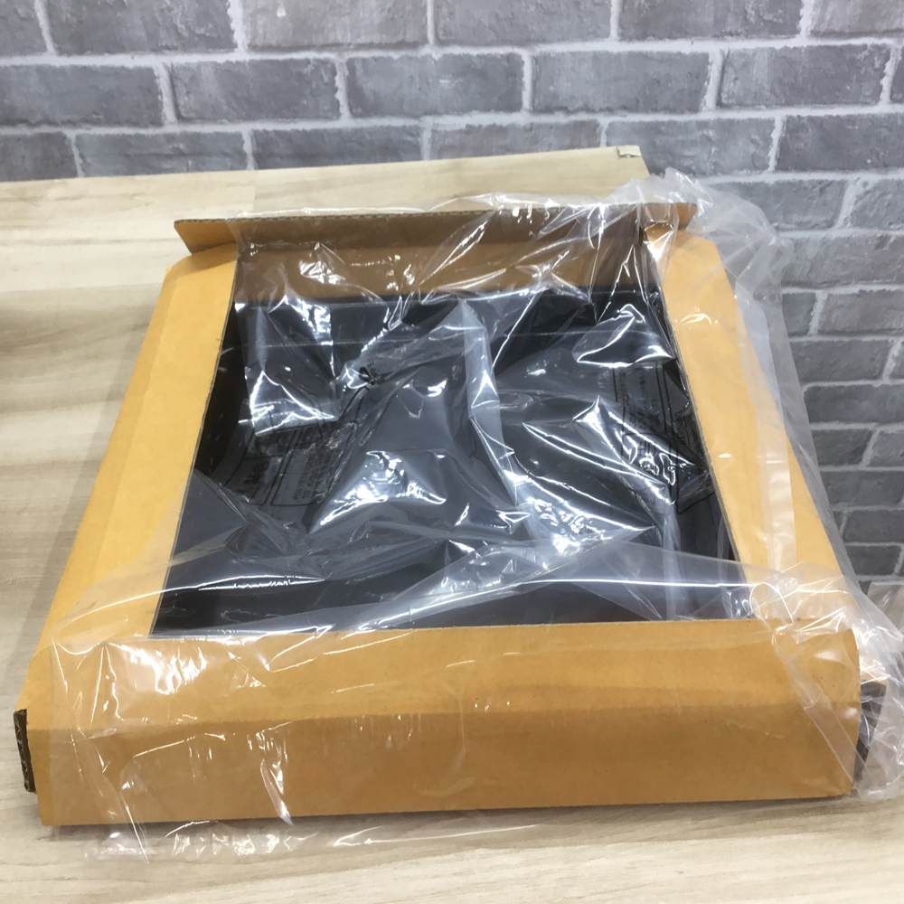 2018年製 新古品