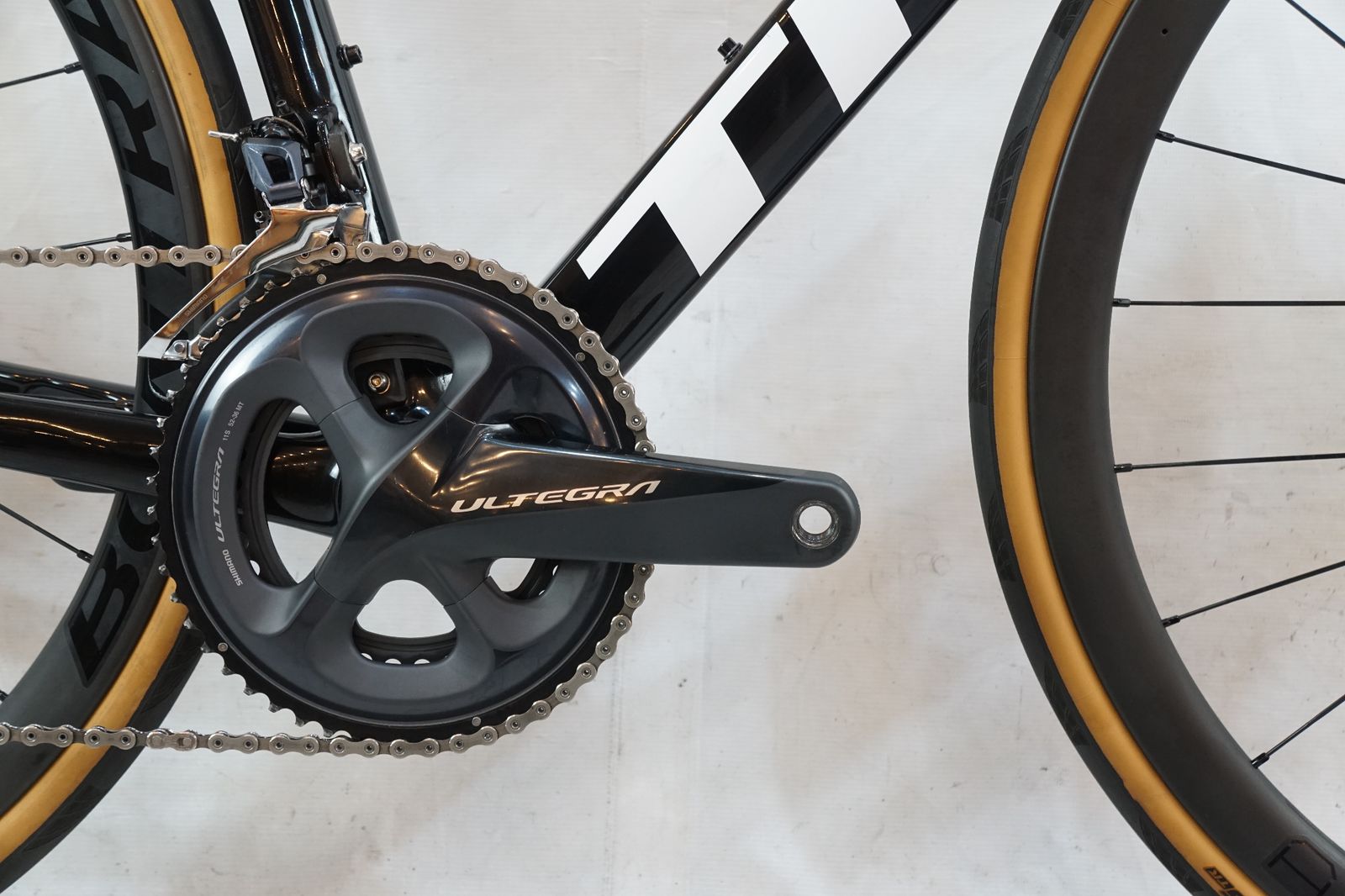 TREK トレック