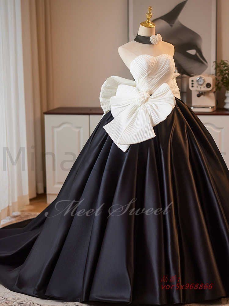 ベアトップ リボン