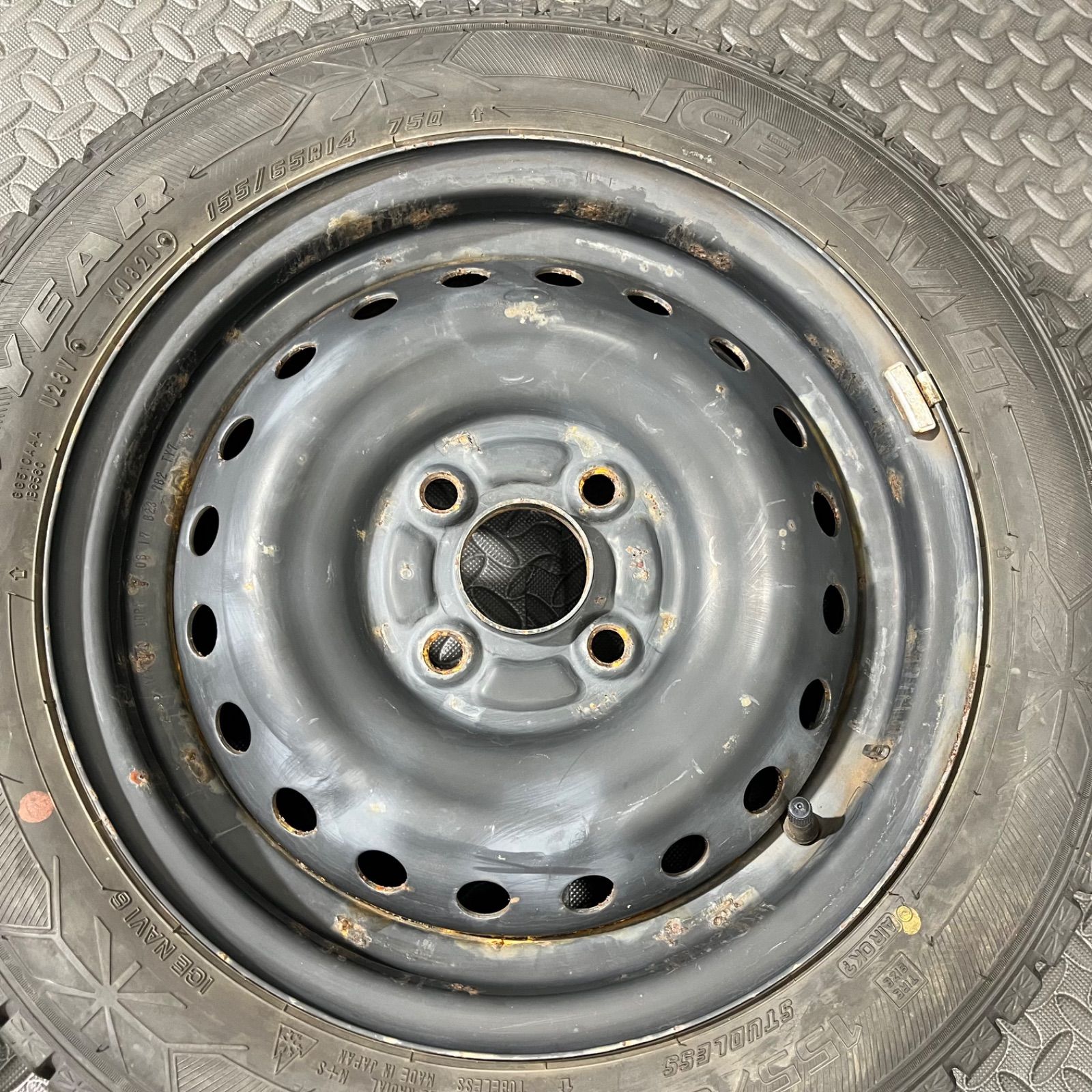 65R14 グッドイヤー