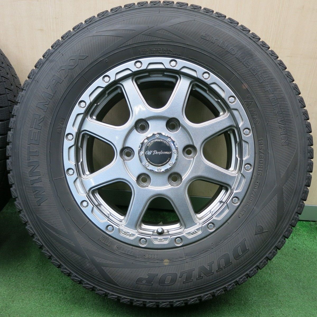 送料無料* バリ溝！キレイ！9分☆ハイエース等 195/80R15 Off 