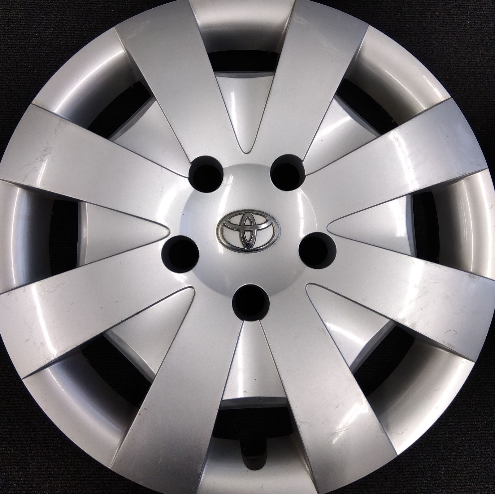 スチールホイール 15インチ