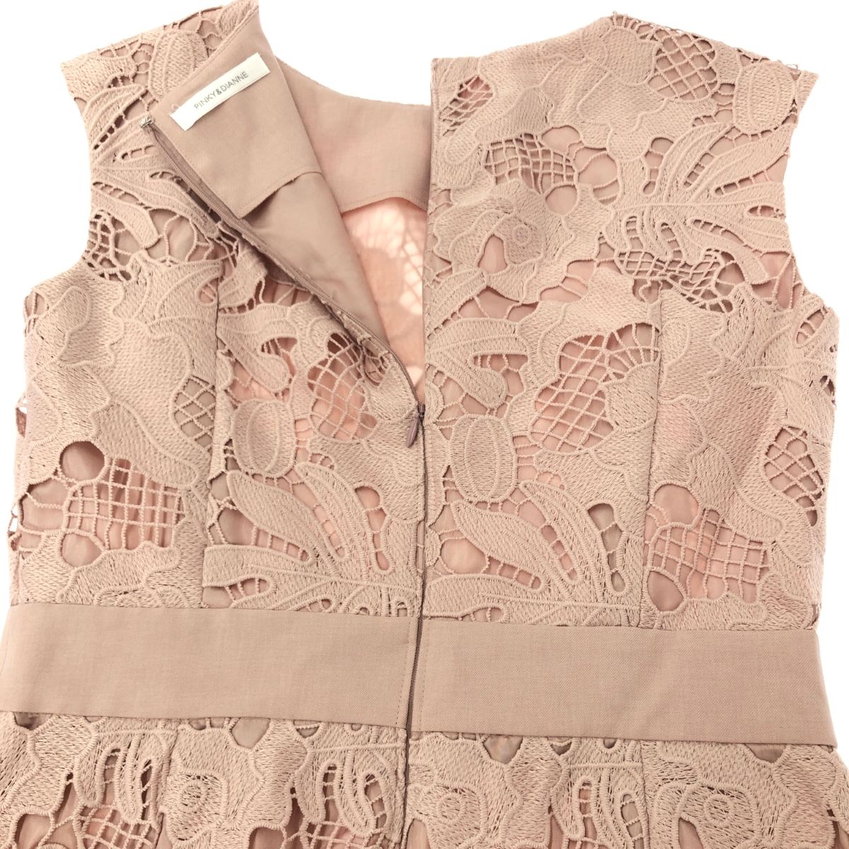 Pinky&Dianne ピンキー&ダイアン フラワーケミカルレースマーメイド