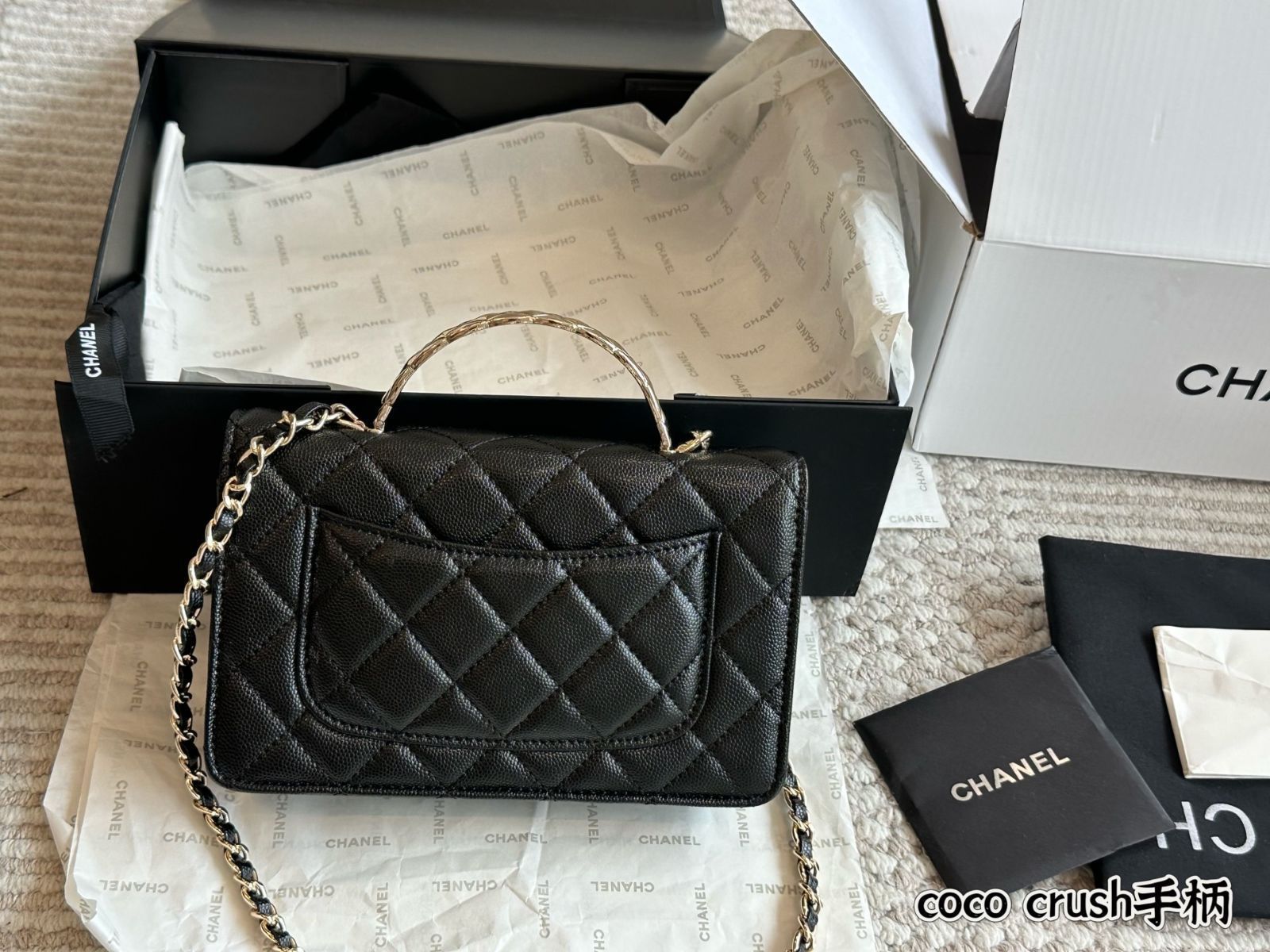 今日特価】Chanel 25SS Coco Crush Metal Handle WOC - シャネル