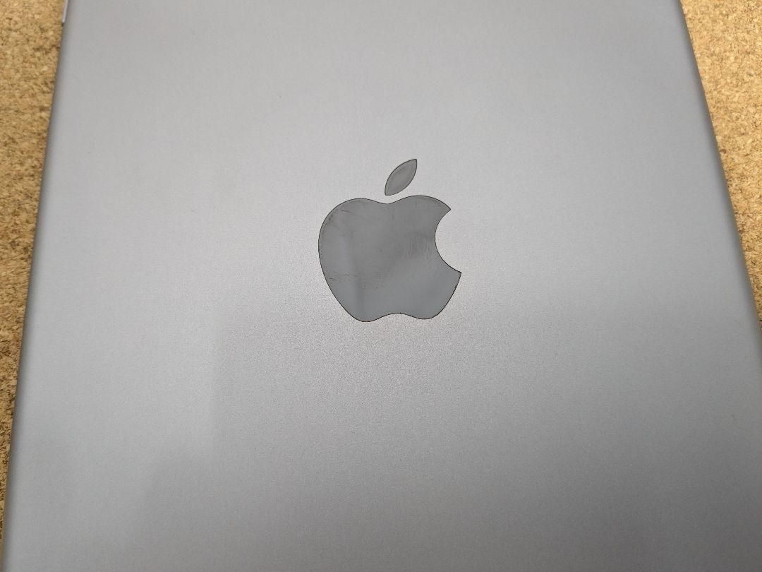 中古品 iPad mini 4 Wi-Fiモデル 128GB FK9N2J/A スペースグレイ