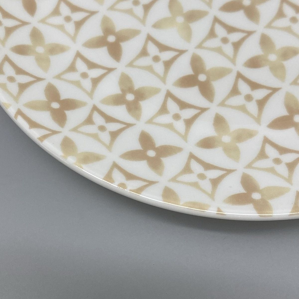 ルイヴィトン ディナープレート2枚 モノグラム フラワー タイル 皿 未