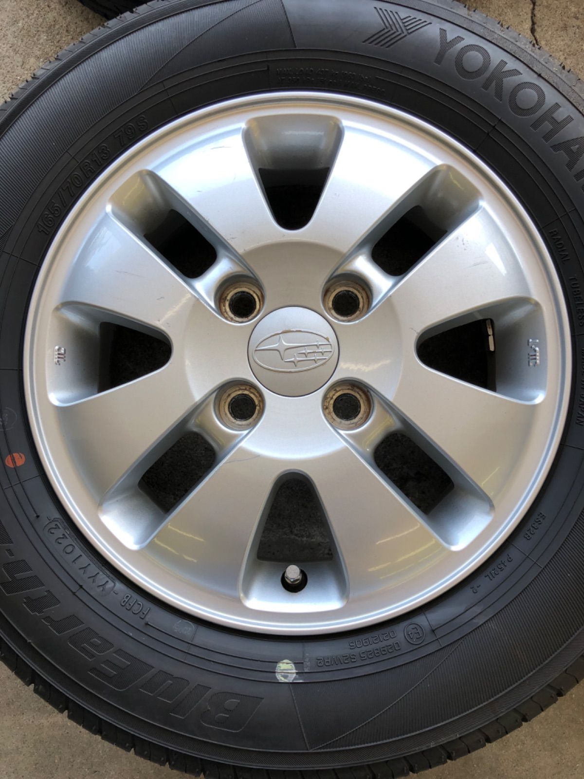 165/70R13 ヨコハマタイヤ サンバーディアス 純正アルミホイール 