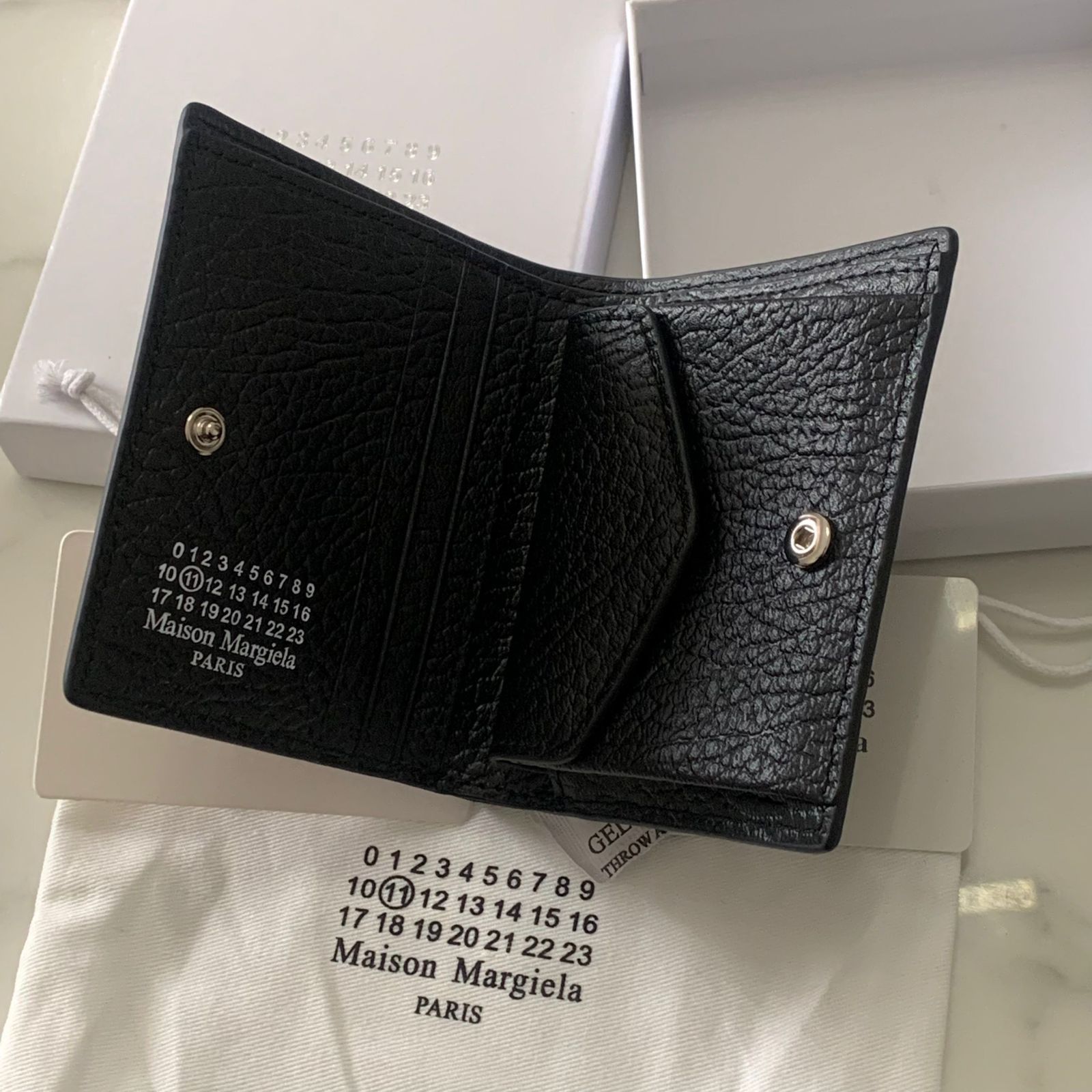 新品]Maison Margiela メゾンマルジェラ 二つ折り財布 コンパクト財布