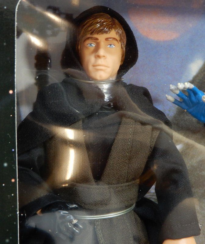 Star Wars Retro Action Figure The Acolyte - Boxed Set of 6