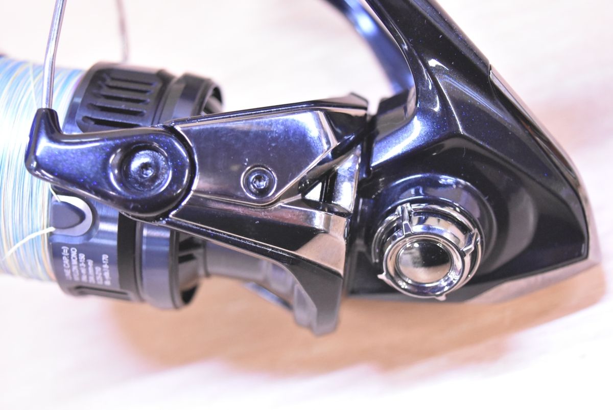  シマノ 25 ツインパワー XD C 3000 XG SHIMANO TWINPOWER スピニングリール ライトショアジギング フラットフィッシュ シーバス ブラックバス スピニングリール リール