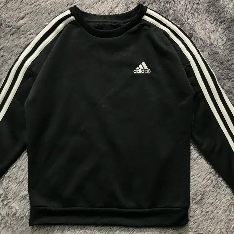 若者に人気のブランド キッズ 140 ＃ アディダス ( ADIDAS ) クライマライト トップス