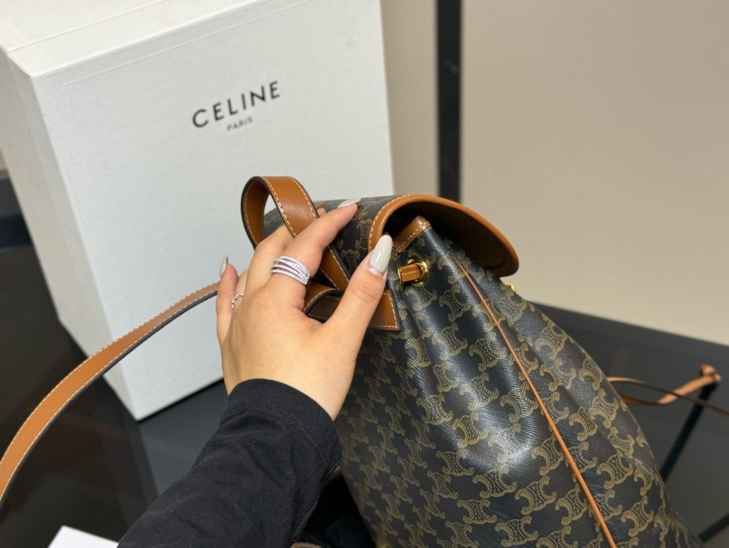 CELINE ミニ 16 3WAY 人気 ハンドバッグ SATINATED CALFSKIN CELINE】ミニ 16（セーズ）/ サテンドカーフスキンン (CELINE