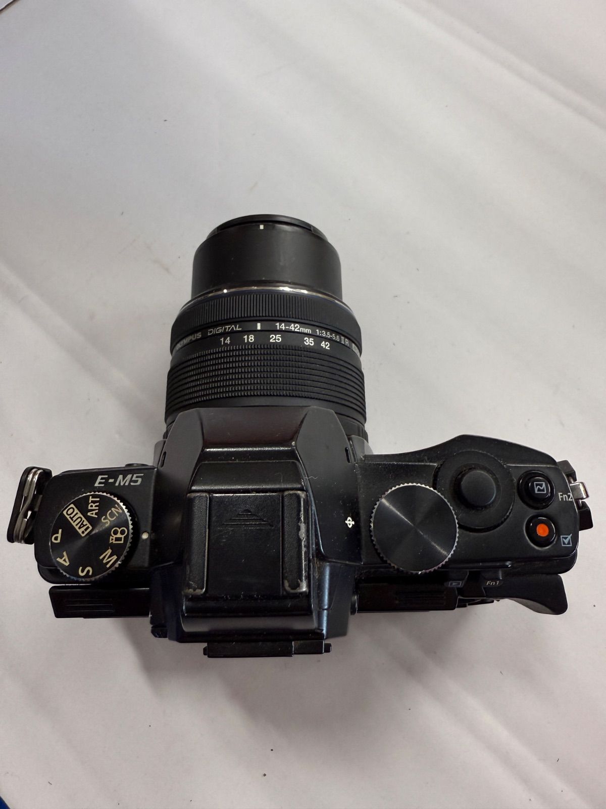 OLYMPUS OM-D E-M5 ダブルレンズキット ≪S数2702回≫ オリンパス OLYMPUS