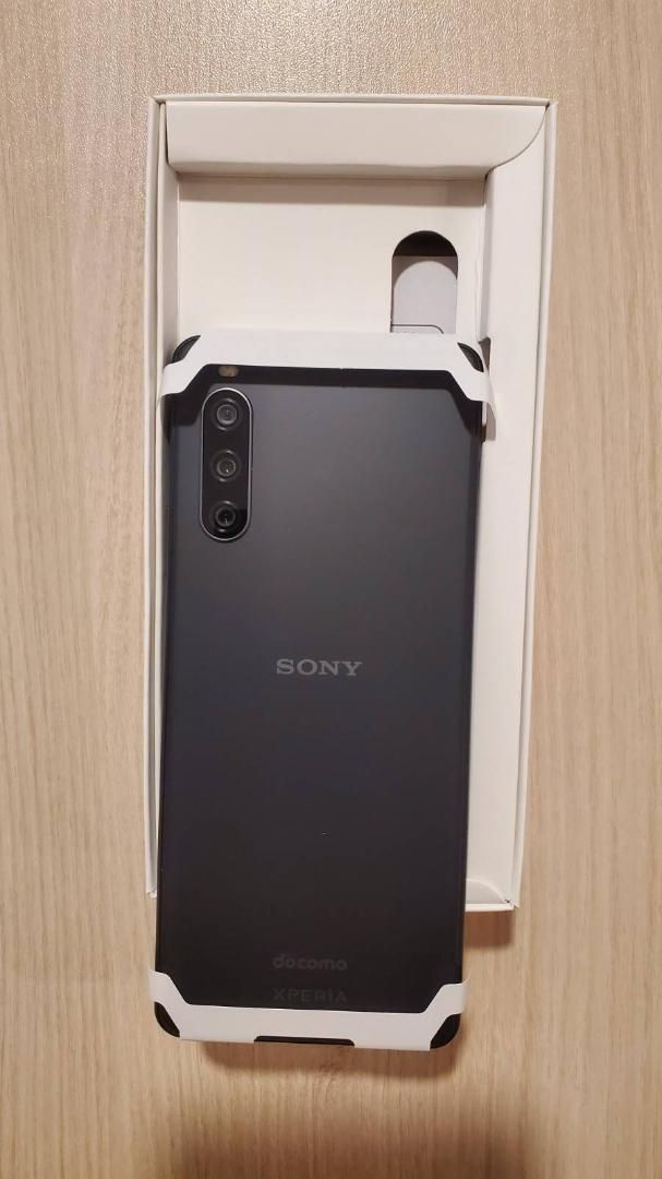 贈呈 Xperia 10 IV ブラック docomo SO-52C educationjournal.org