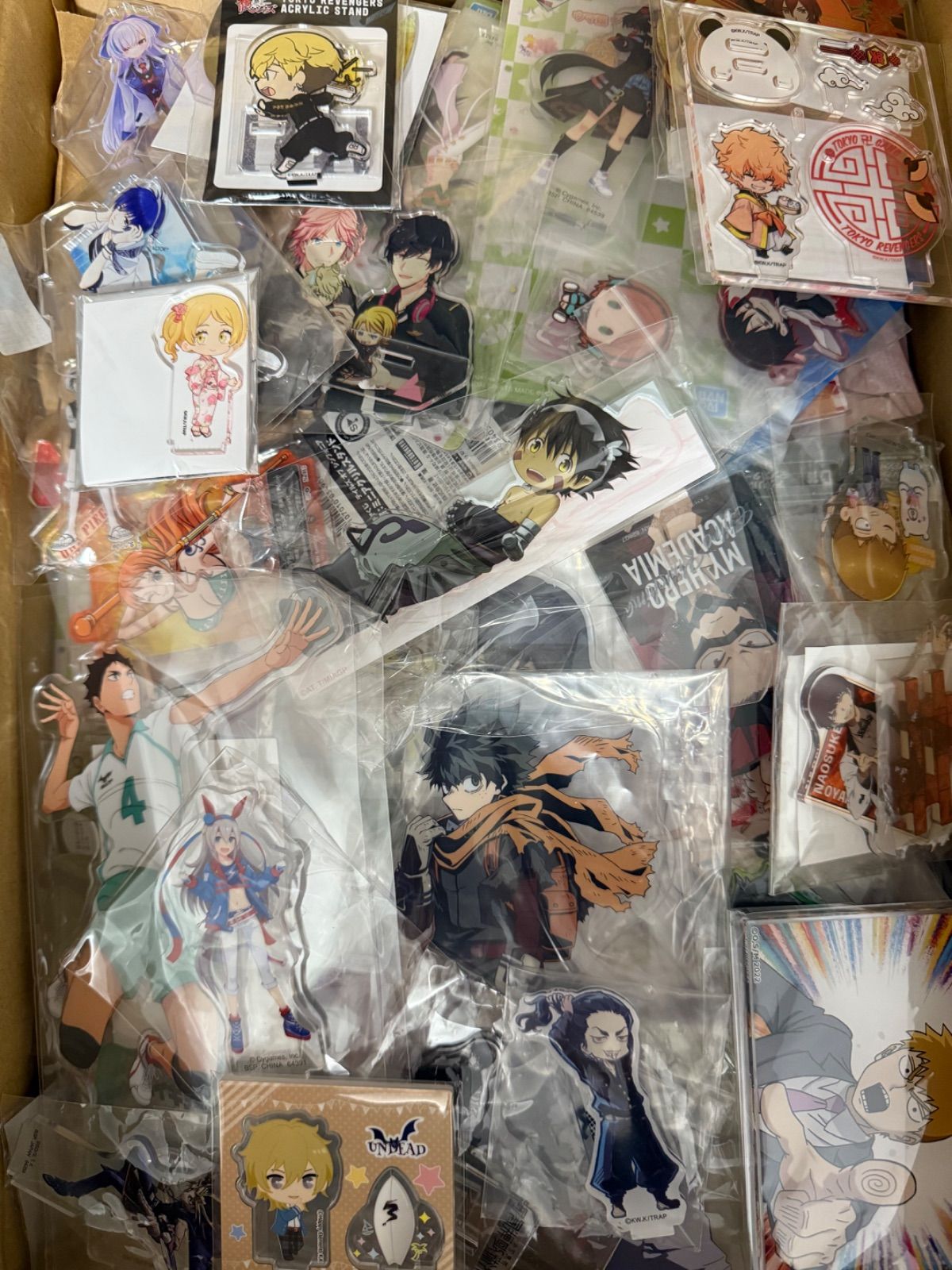 【150点以上】 アニメグッズ　まとめ売り 大特価！ アニメ ゲーム アクリルスタンド類 400点以上大量まとめ売り